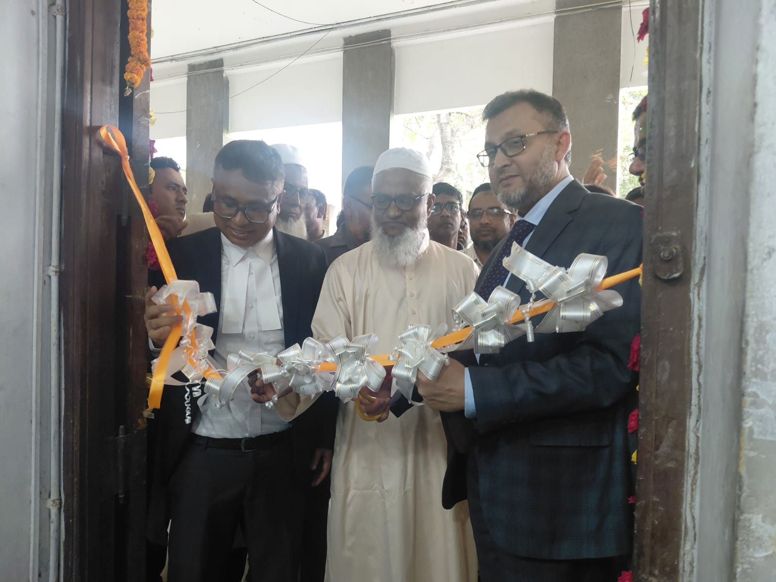 সুপ্রিমকোর্টে দ্বিতীয় শিফটে ডাকঘর সেবা চালু
